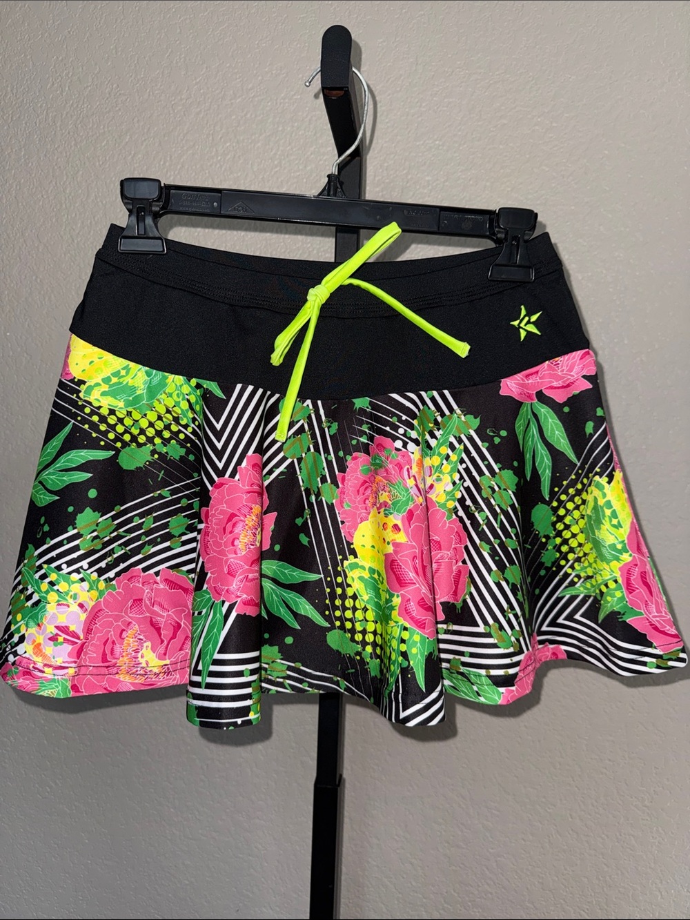 Rebel Athletic Floral Neon Skort size Adult Small